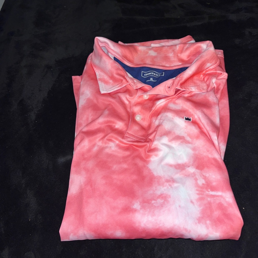 Spacey pattern men’s pink polo. Size XL
